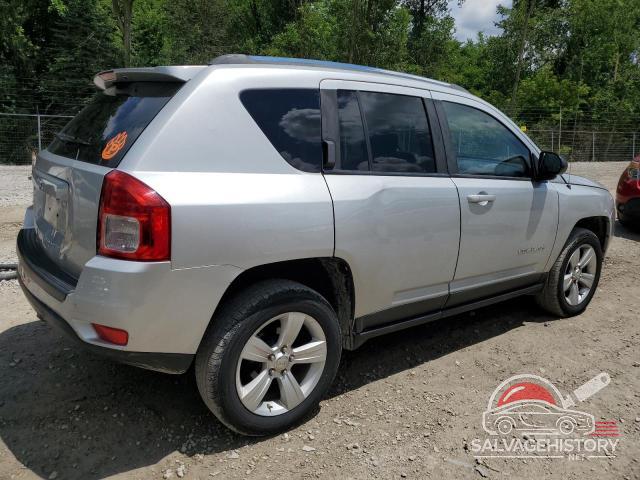 1J4NF1FB1BD215556 2011 JEEP COMPASS photo no. 3