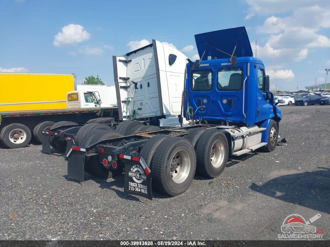 1FUJGBDV1GLHE7849 2016 FREIGHTLINER CASCADIA 113 photo no. 4