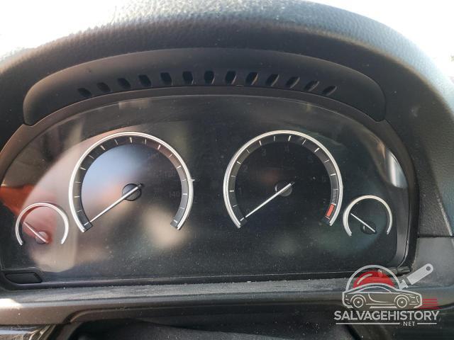 WBA5B1C55ED480207 2014 BMW 5 SERIES photo no. 9