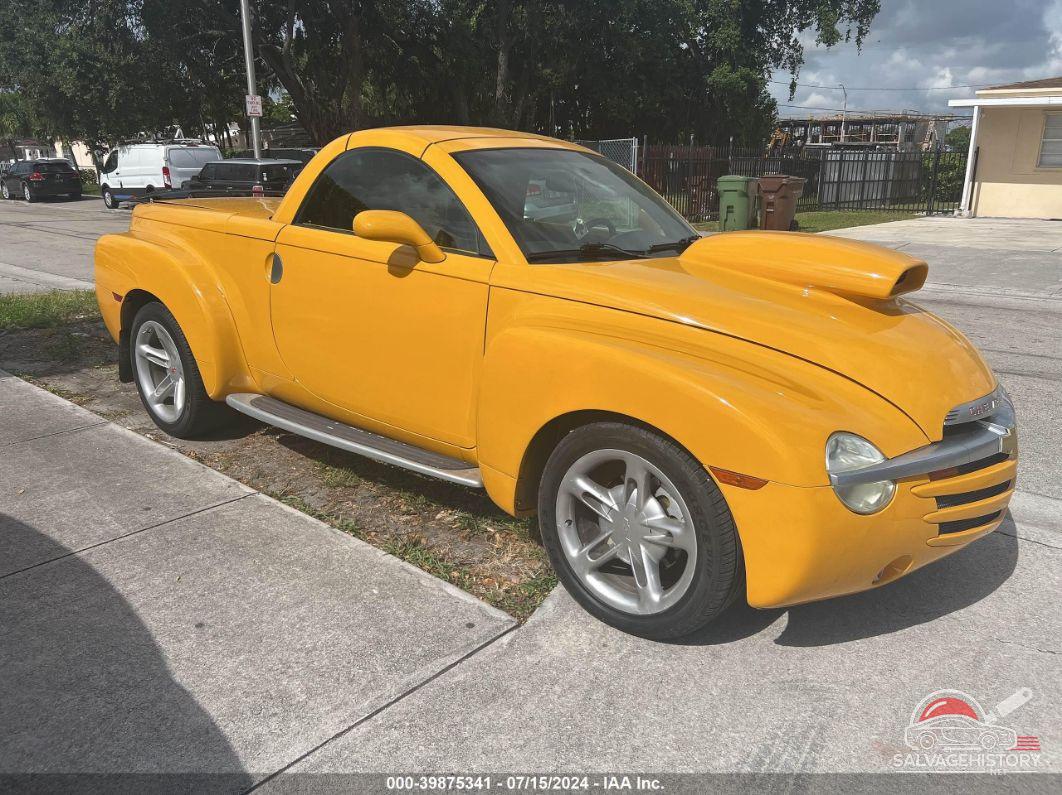 1GCES14P04B107606 2004 CHEVROLET SSR photo no. 6
