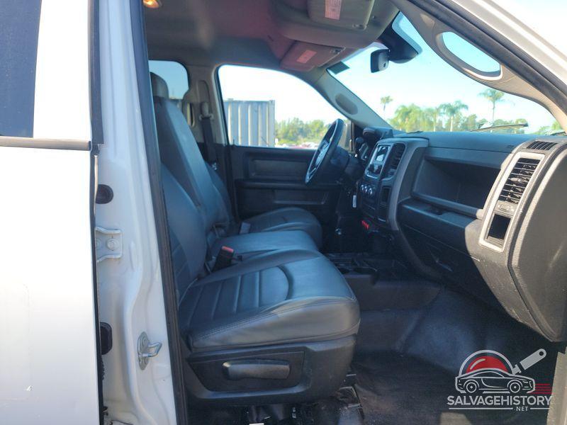 3C6UR5CJ4JG378206 2018 RAM 2500 photo no. 6