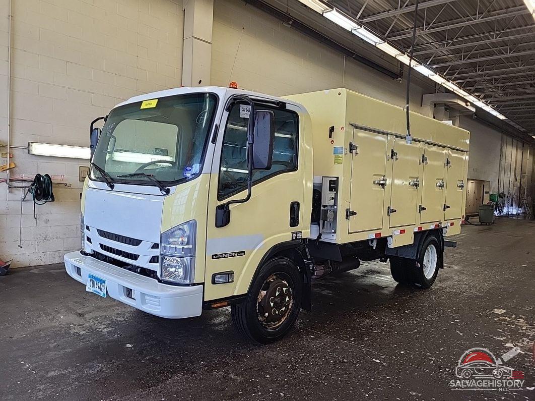 54DC4W1C4HS806304 2017 ISUZU NPR HD GAS REG photo no. 3