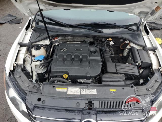 1VWCV7A37FC024834 2015 VOLKSWAGEN PASSAT photo no. 11