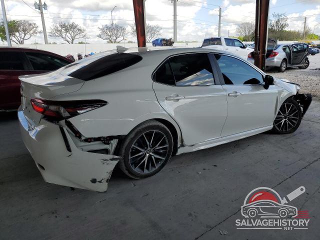 4T1T11AK3RU897333 2024 TOYOTA CAMRY photo no. 3
