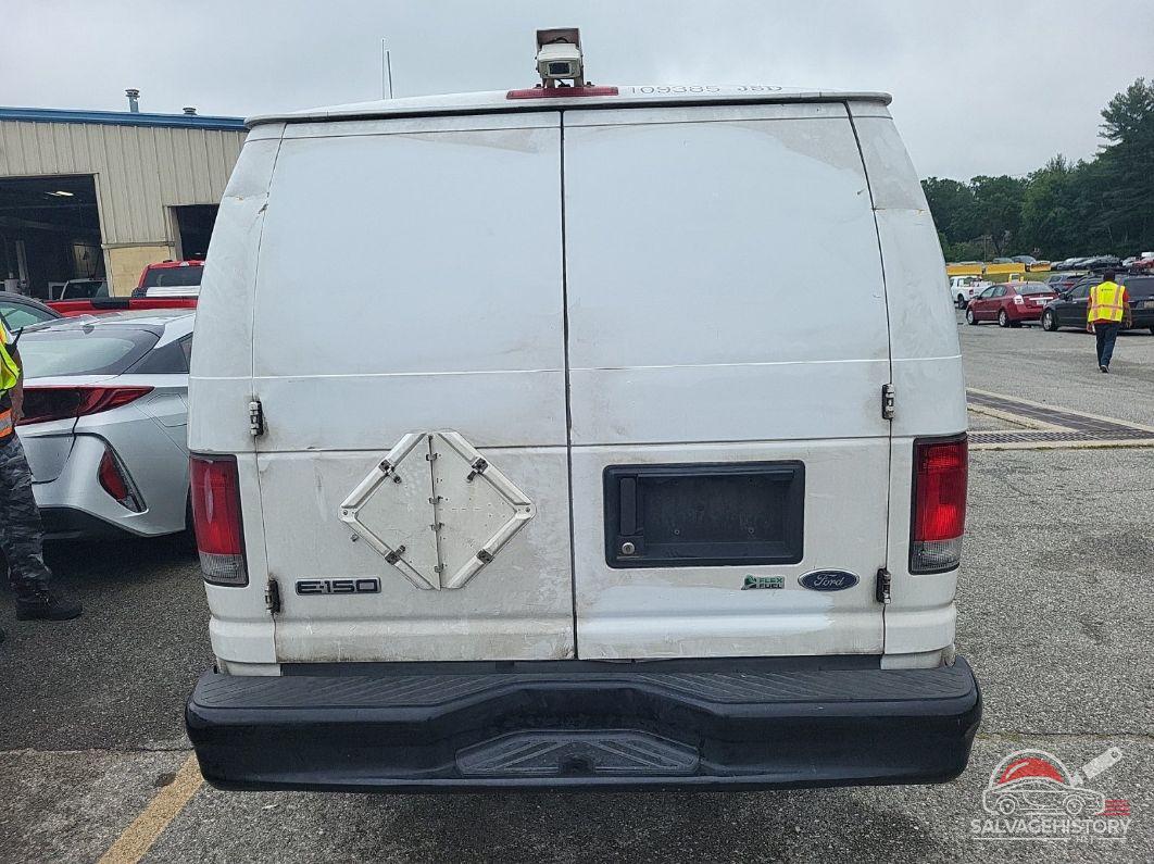 1FTNE1EW1ADA91378 2010 FORD E-150 photo no. 4