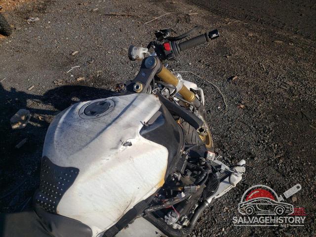 JS1GR7MA3D2101554 2013 SUZUKI GSXR750 photo no. 5