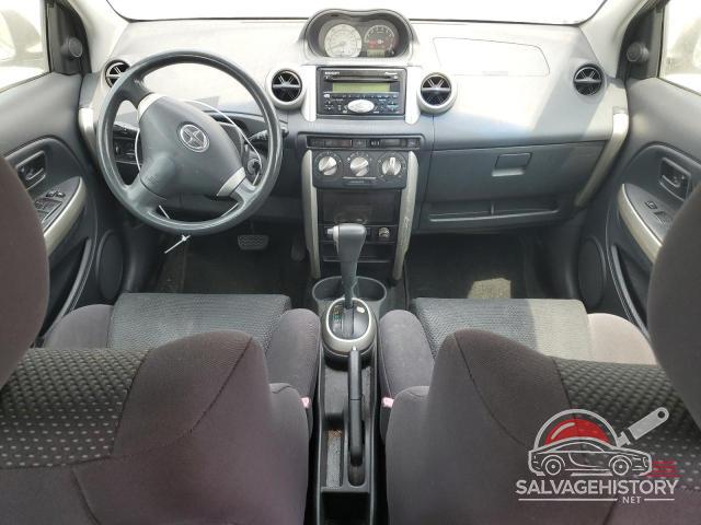 JTKKT624550089194 2005 TOYOTA SCION photo no. 8