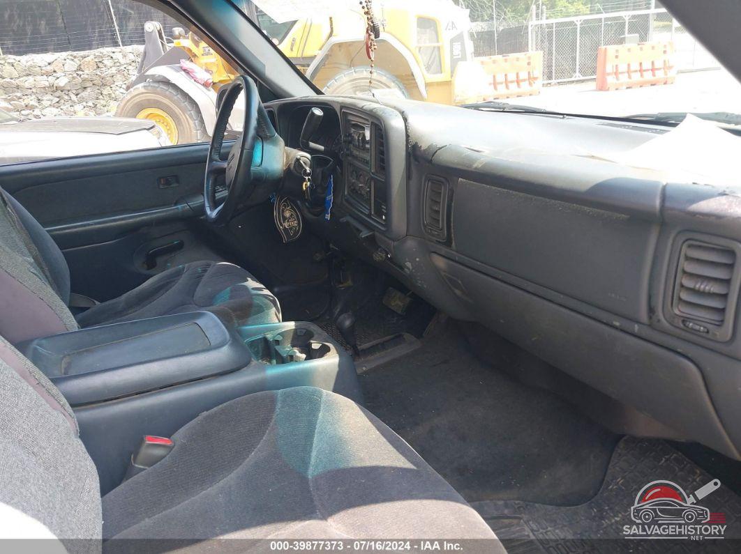 2GTEK19V311281382 2001 GMC SIERRA 1500 photo no. 5