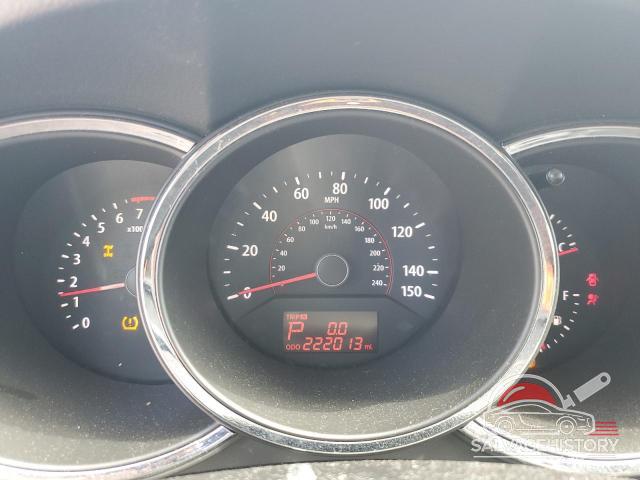 5XYKTDA2XBG047802 2011 KIA SORENTO photo no. 9