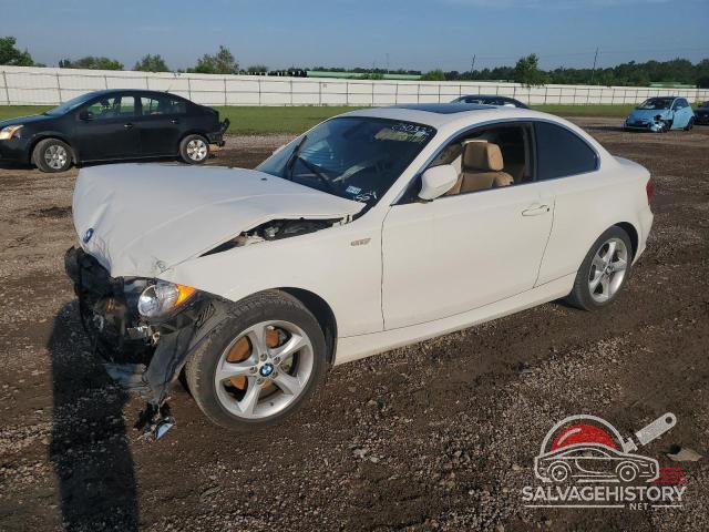 WBAUP7C57BVP21559 2011 BMW 1 SERIES photo no. 4