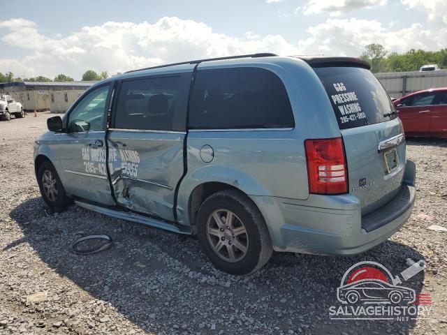 2A4RR5D11AR319096 2010 CHRYSLER MINIVAN photo no. 2