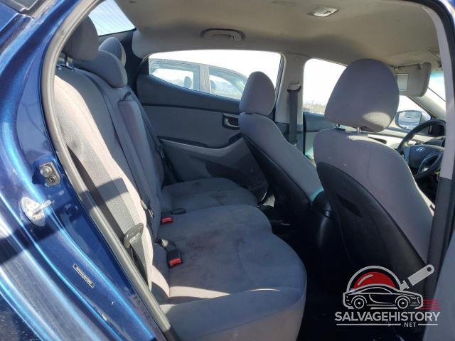5NPDH4AE3GH700667 2016 HYUNDAI ELANTRA photo no. 10