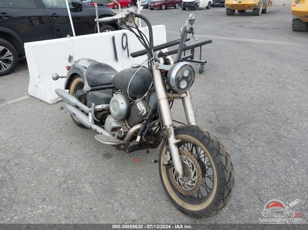 JYAVM01Y93A008073 2003 YAMAHA V STAR photo no. 1