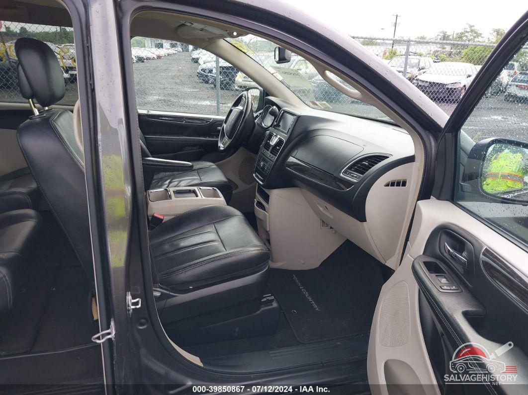 2C4RC1BG1GR293292 2016 CHRYSLER TOWN & COUNTRY photo no. 5