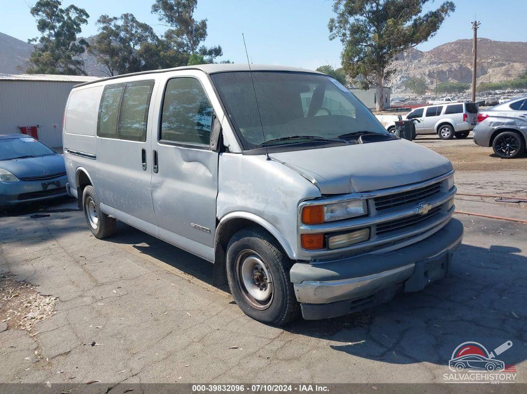 1GCFG25W8W1022877 1998 CHEVROLET CHEVY VAN photo no. 1