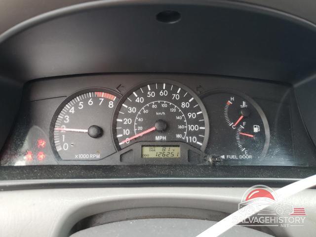 JTDBR32E342028524 2004 TOYOTA COROLLA photo no. 9