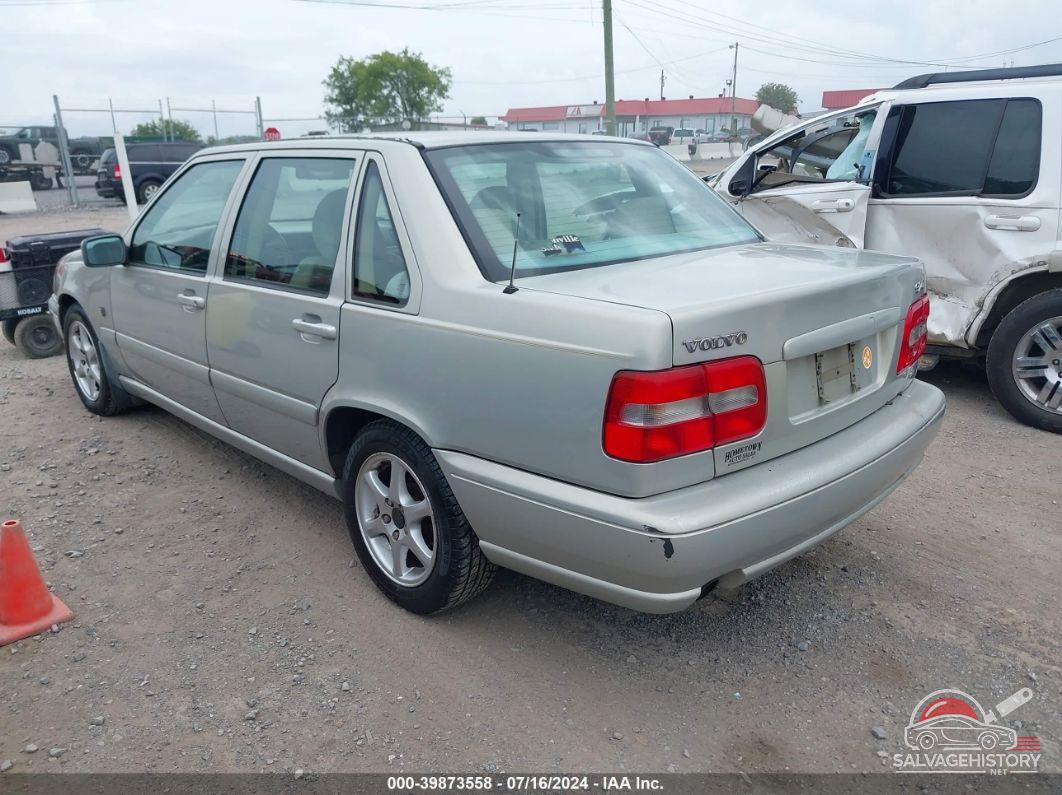 YV1LS61J5Y2653015 2000 VOLVO S70 photo no. 3