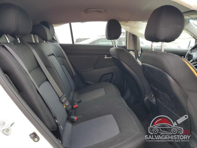 KNDPBCAC8G7814336 2016 KIA SPORTAGE photo no. 11