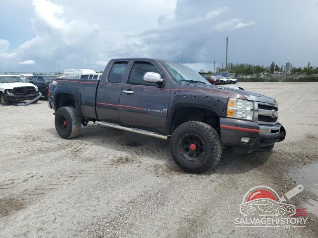 1GCSCPEX5AZ165280 2010 CHEVROLET ALL Models photo no. 4