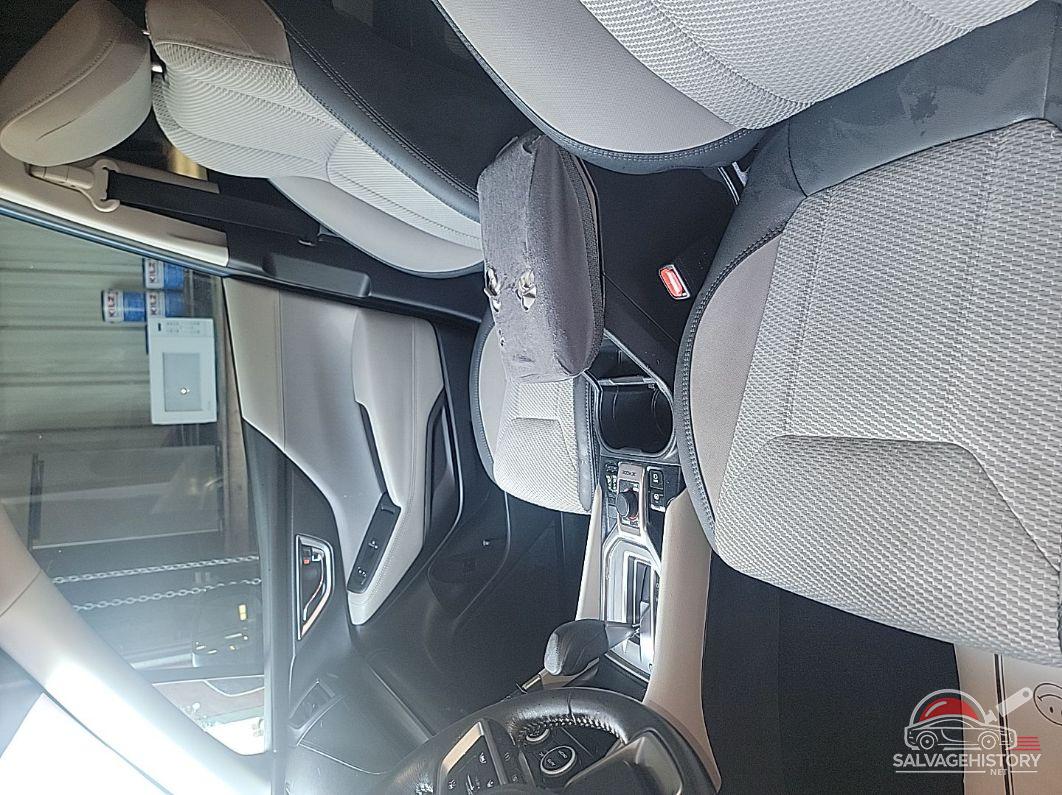 JF2SKAGC4KH533046 2019 SUBARU FORESTER photo no. 8