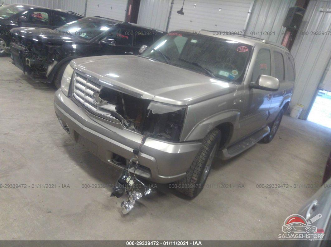 1GYEK63N52R101568 2002 CADILLAC ESCALADE photo no. 2