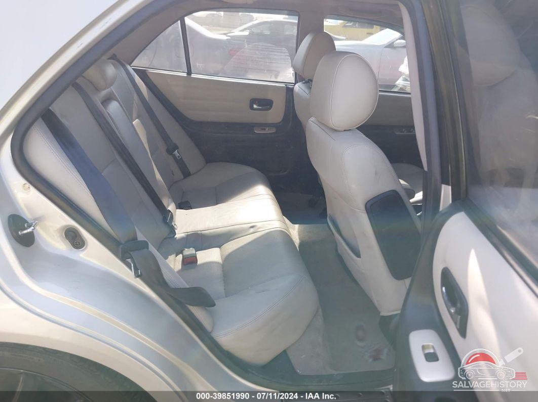 JTHBD192240093468 2004 LEXUS IS 300 photo no. 8