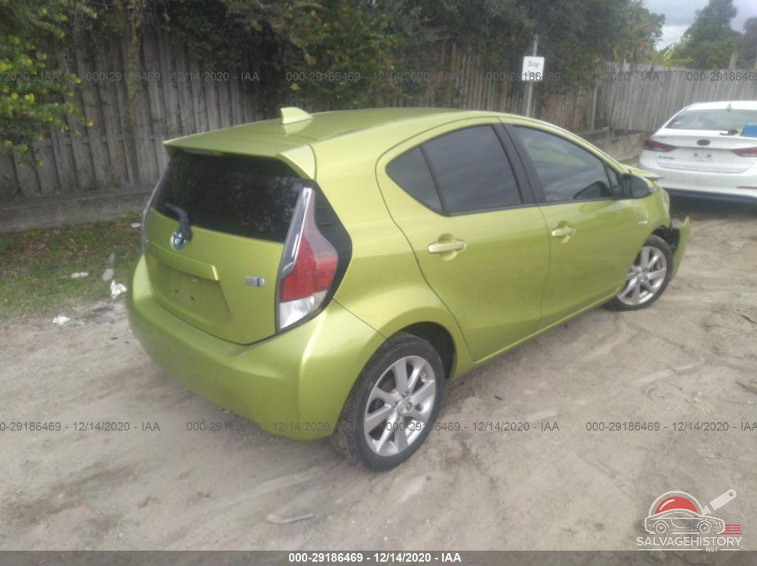 JTDKDTB30F1092171 2015 TOYOTA PRIUS C photo no. 4