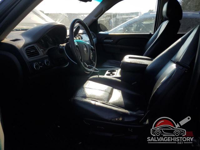 1GNUKHE39AR144664 2010 CHEVROLET SUBURBAN photo no. 7