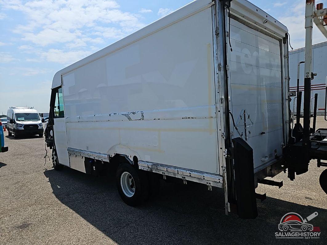JALB4T177C7W00406 2012 ISUZU COMMERCIAL VAN photo no. 9