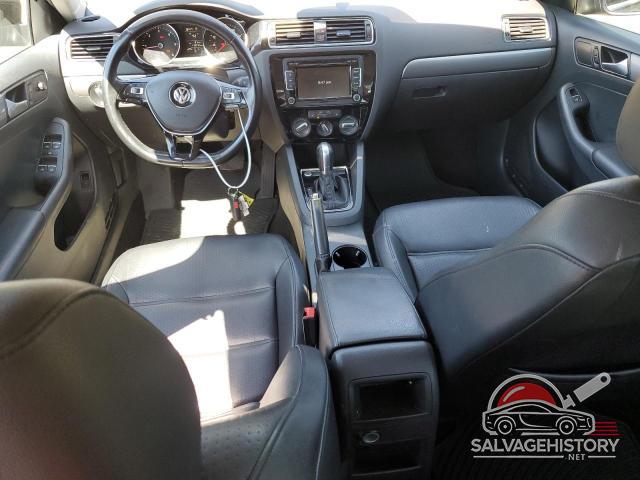 3VWLA7AJ3FM333287 2015 VOLKSWAGEN JETTA photo no. 8