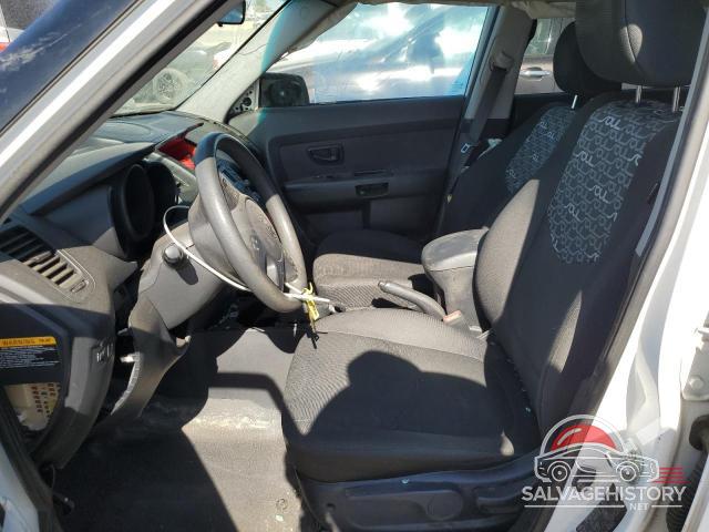 KNDJT2A27A7060924 2010 KIA SOUL photo no. 7