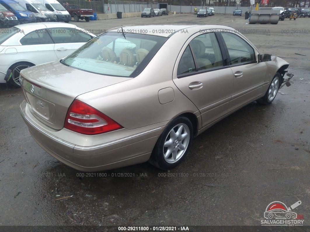 WDBRF61J92F225872 2002 MERCEDES-BENZ C-CLASS photo no. 4