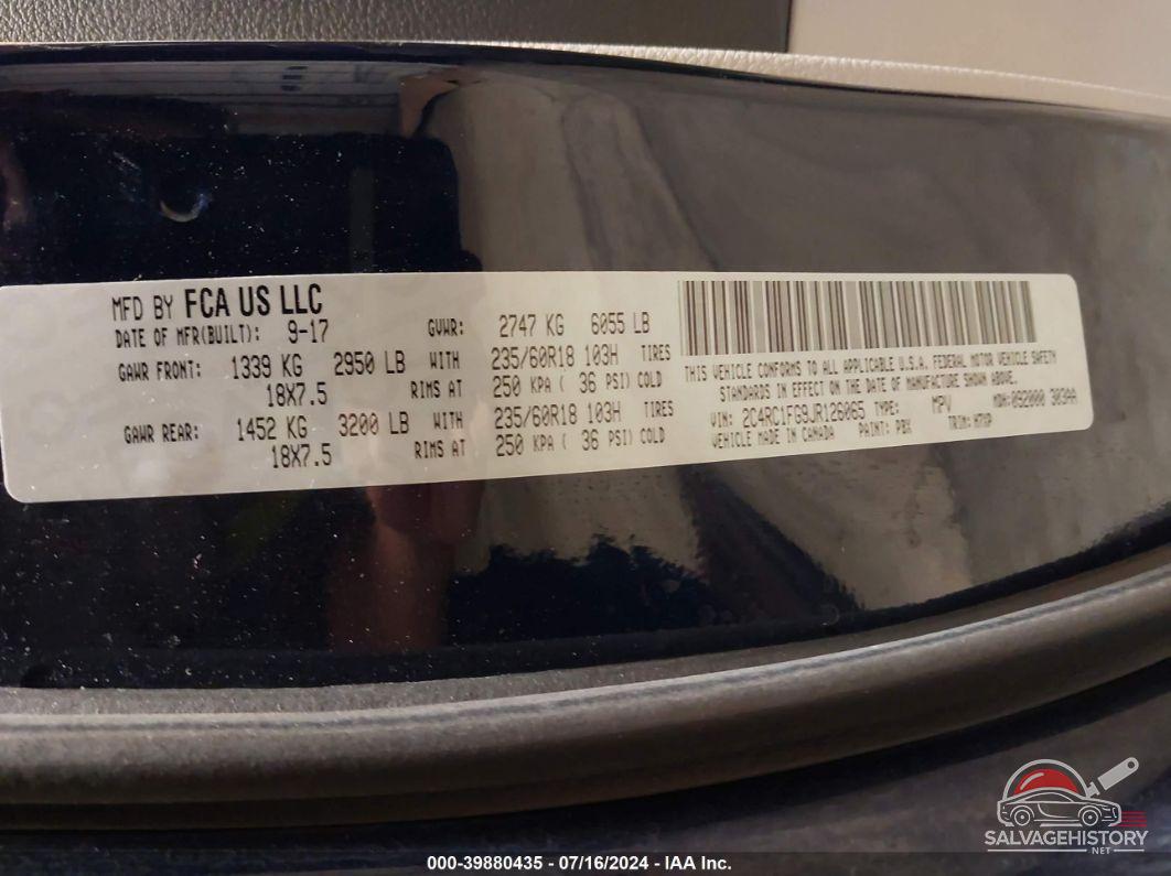 2C4RC1FG9JR126065 2018 CHRYSLER PACIFICA photo no. 9