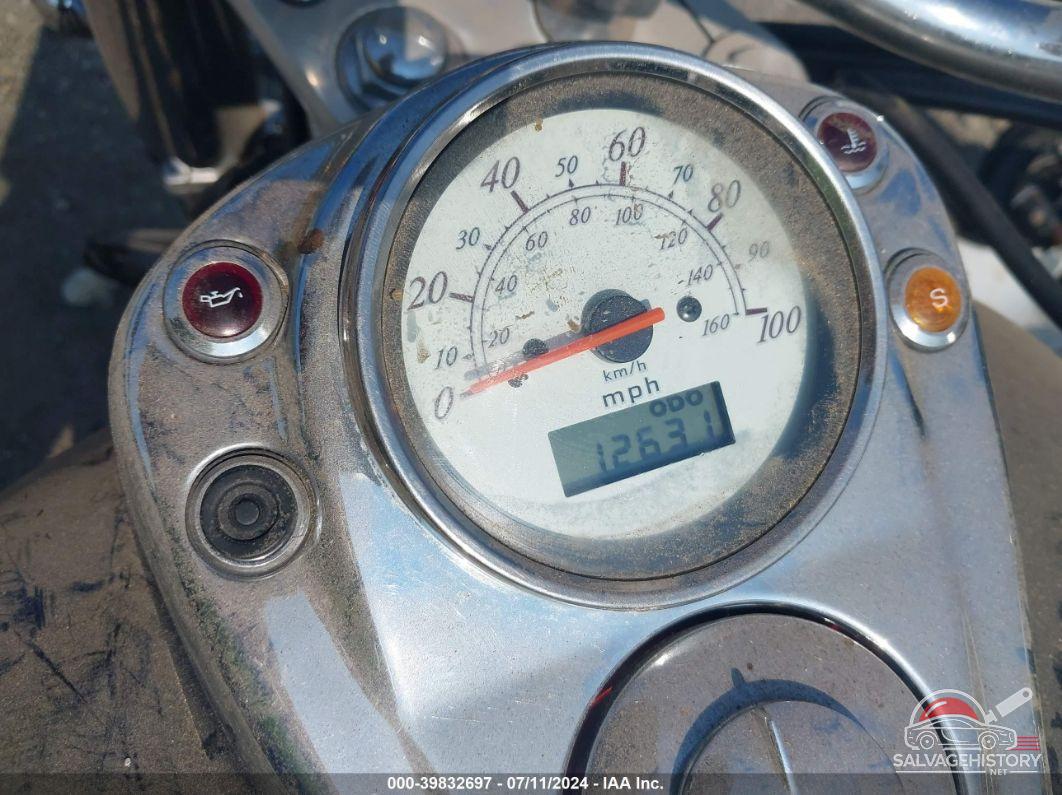 JH2RC44602M611895 2002 HONDA VT750 photo no. 7