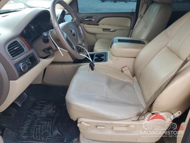 1GNSCBE09CR284532 2012 CHEVROLET TAHOE photo no. 7