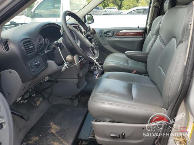 2C8GP64L15R530457 2005 CHRYSLER MINIVAN photo no. 7