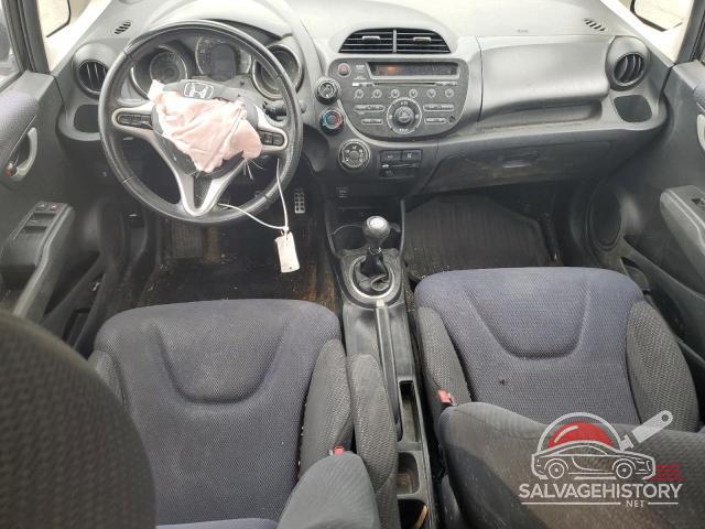 JHMGE8G54DC004359 2013 HONDA FIT photo no. 8