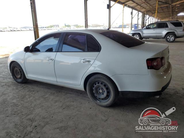 3VWJZ7AJ3AM003142 2010 VOLKSWAGEN JETTA photo no. 2