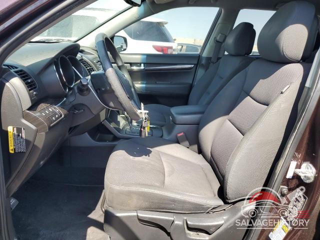 5XYKT3A16BG185158 2011 KIA SORENTO photo no. 7