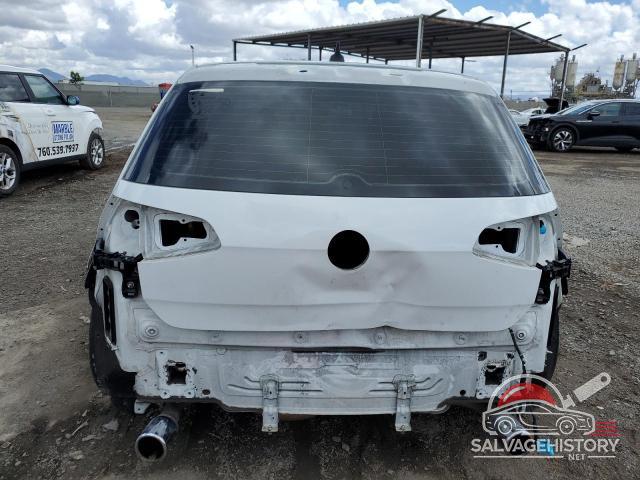3VW447AU3JM284963 2018 VOLKSWAGEN GTI photo no. 6