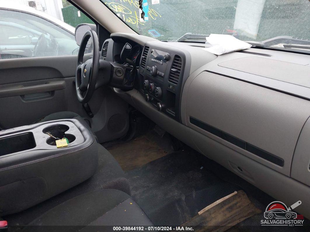 1GCNCPEX9BZ383981 2011 CHEVROLET SILVERADO 1500 photo no. 5