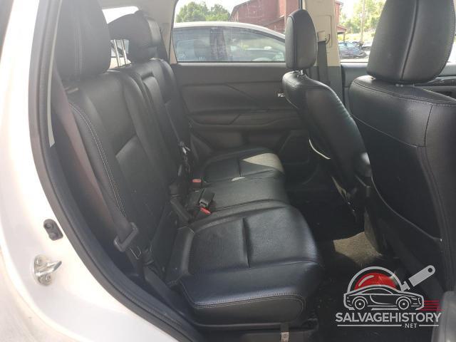 JA4AZ3A36GZ019754 2016 MITSUBISHI OUTLANDER photo no. 11
