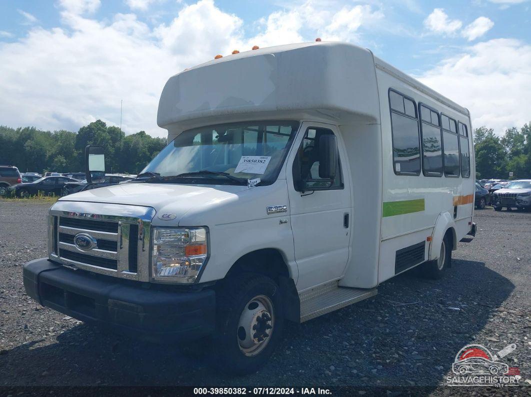 1FDEE3FL2EDA68824 2014 FORD E-350 CUTAWAY photo no. 2