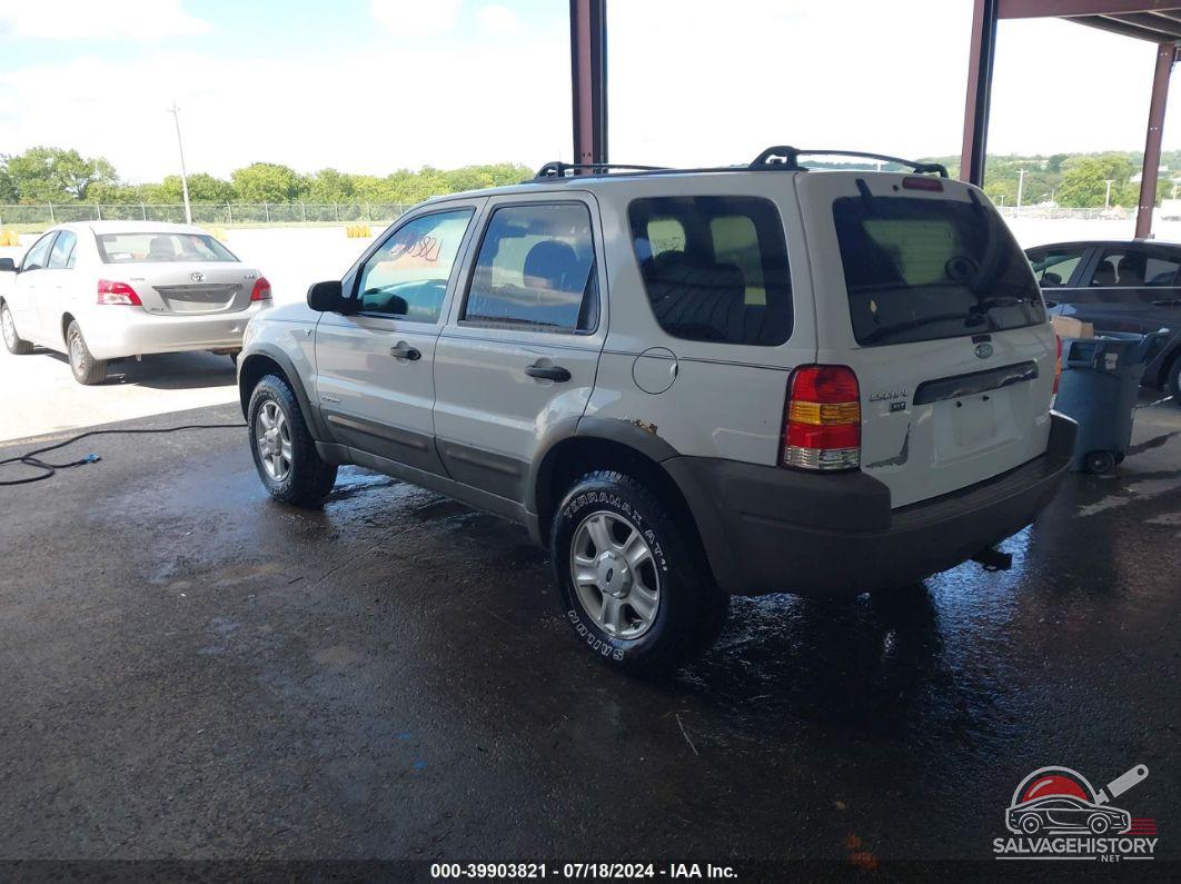 1FMYU031X2KD34390 2002 FORD ESCAPE photo no. 3