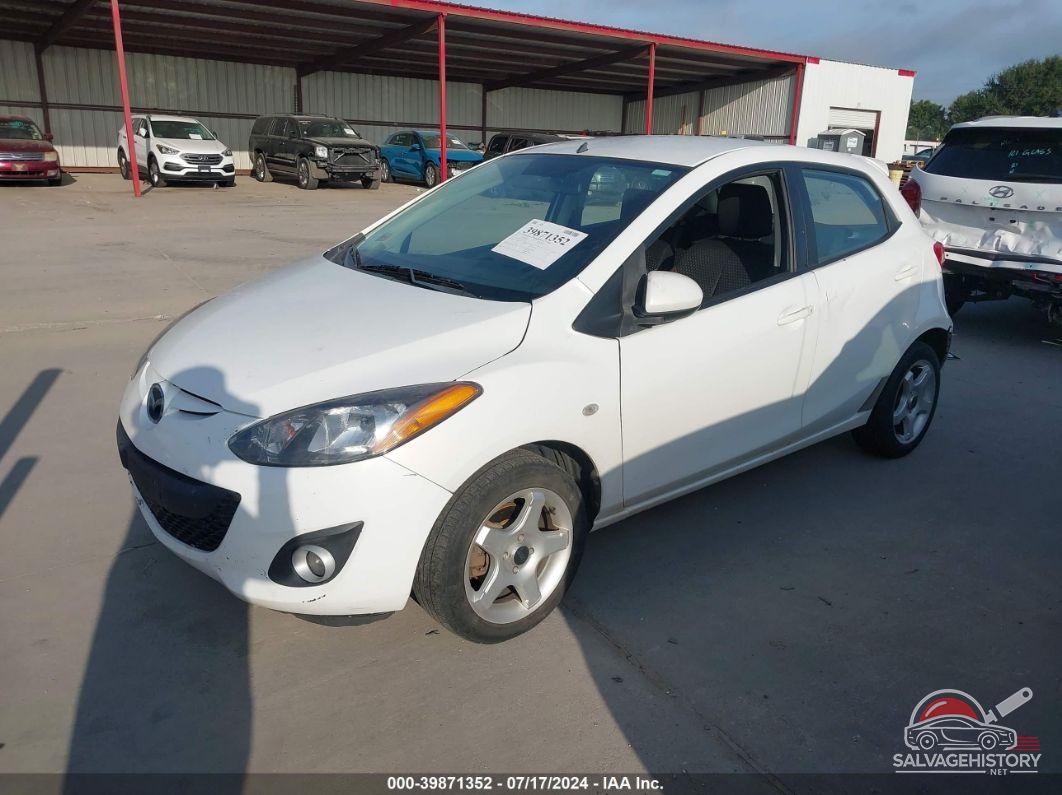 JM1DE1LY8D0159073 2013 MAZDA MAZDA2 photo no. 2