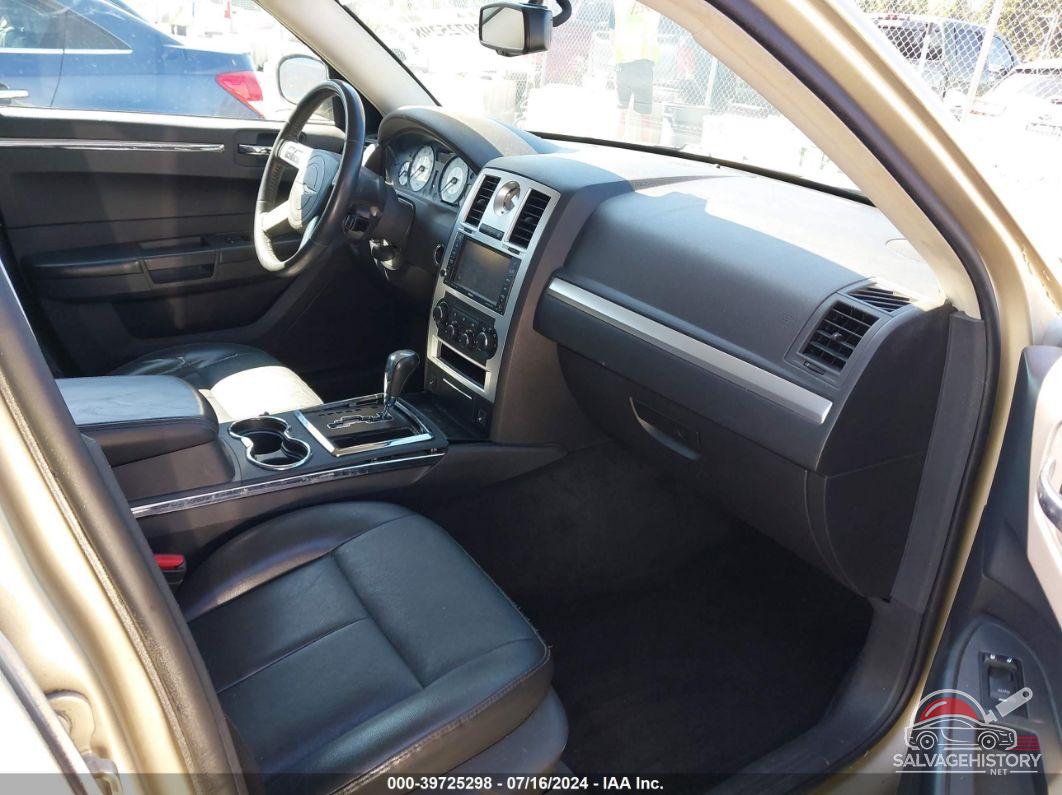 2C3CA5CV5AH147379 2010 CHRYSLER 300 photo no. 5