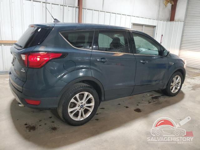 1FMCU0GD9KUC06645 2019 FORD ESCAPE photo no. 3