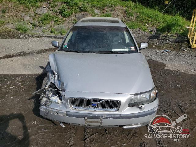 YV1SW59V842407586 2004 VOLVO V70 photo no. 5