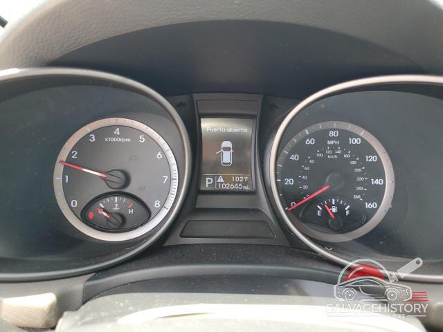 5XYZT3LB7FG300831 2015 HYUNDAI SANTA FE photo no. 9