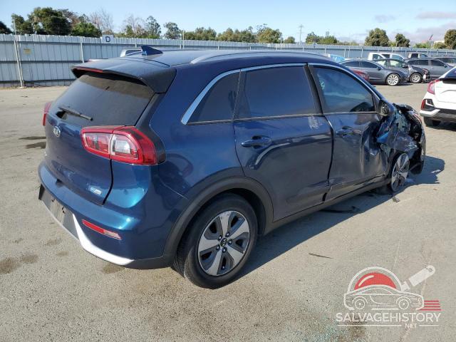 KNDCB3LC5K5330379 2019 KIA NIRO photo no. 3